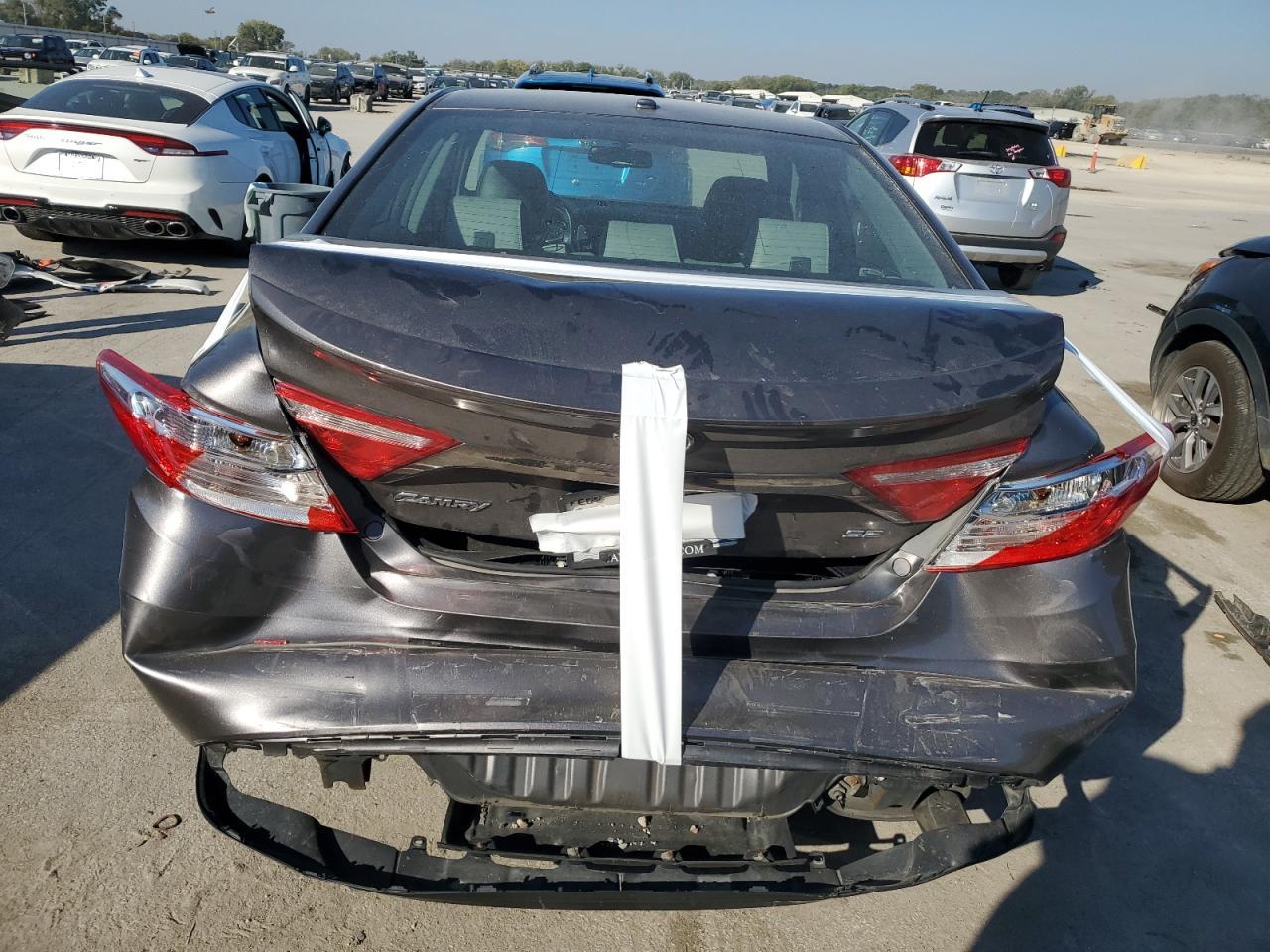 2015 TOYOTA CAMRY