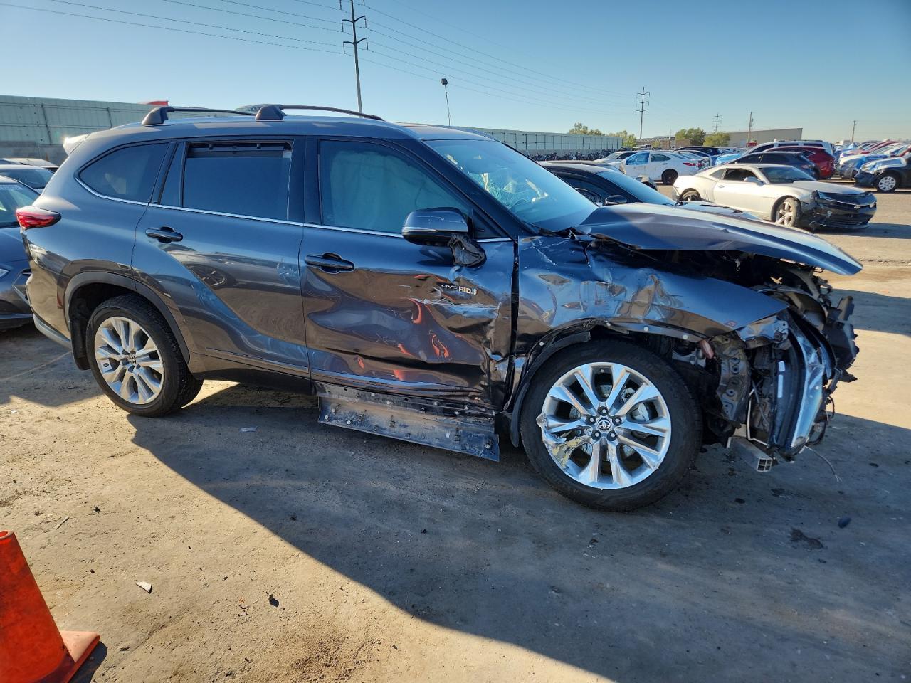 2020 TOYOTA HIGHLANDER