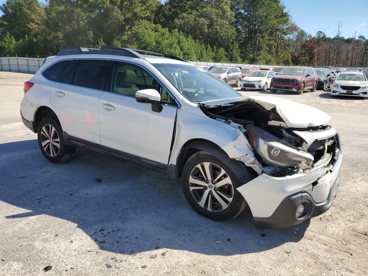 2019 SUBARU Outback