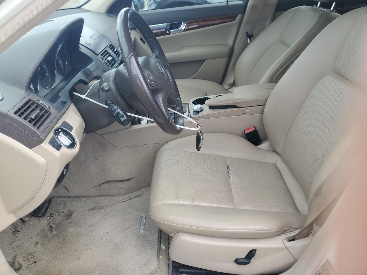 2011 MERCEDES-BENZ C-CLASS