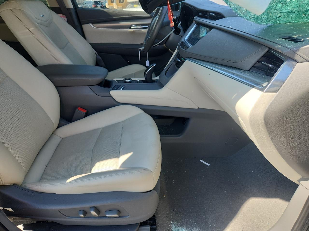 2021 CADILLAC XT5