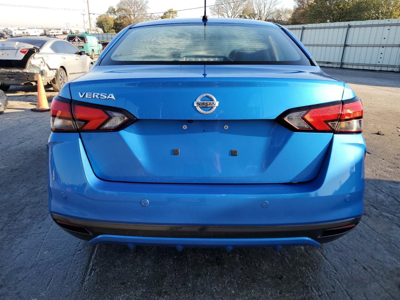 2021 NISSAN VERSA