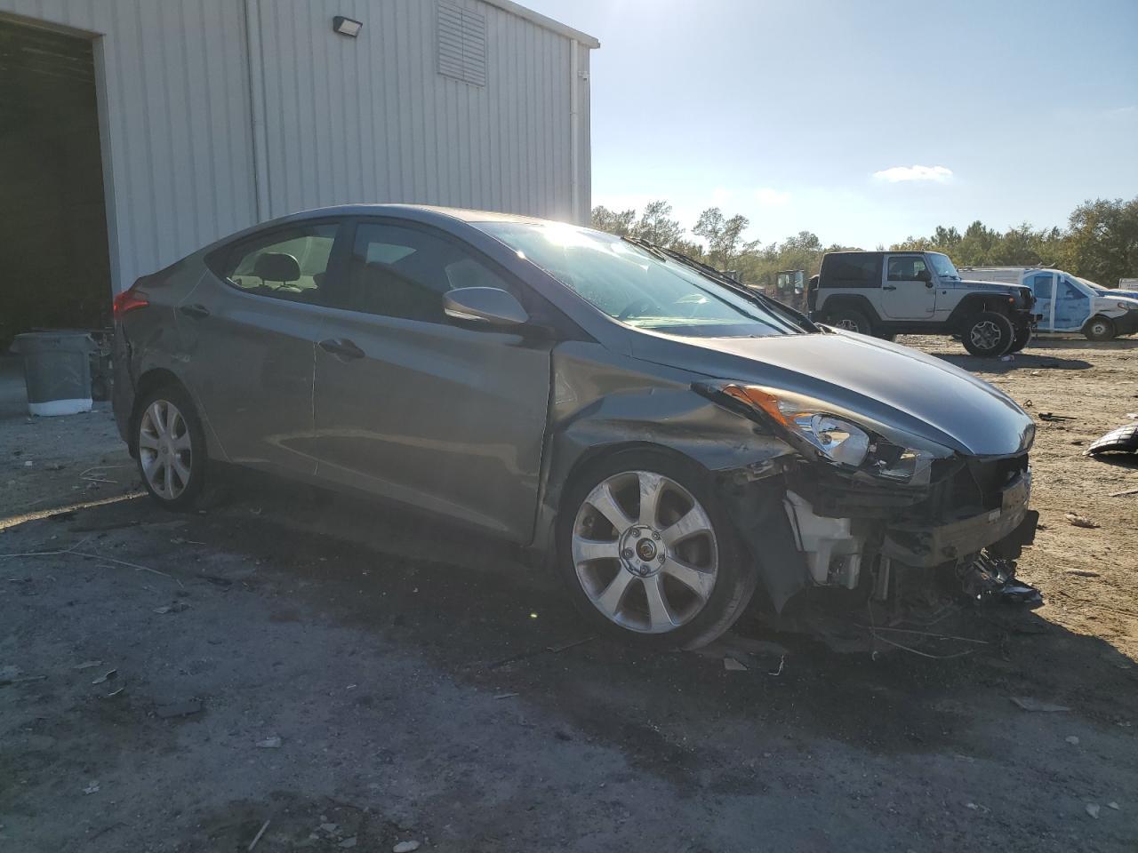 2013 HYUNDAI ELANTRA