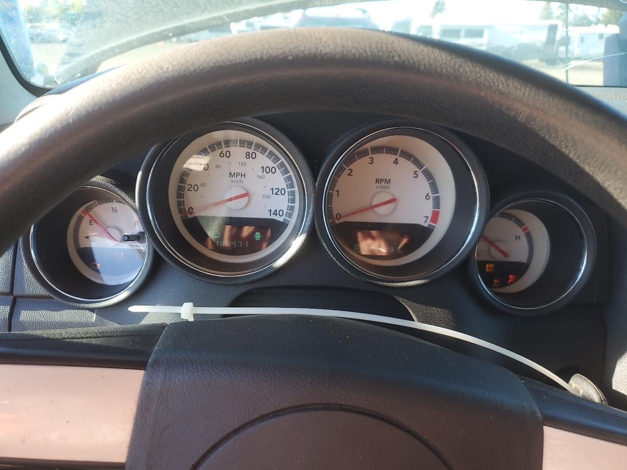 2010 DODGE CHARGER