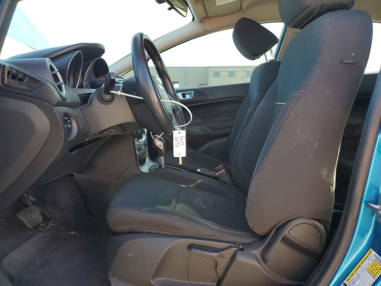 2014 FORD Fiesta