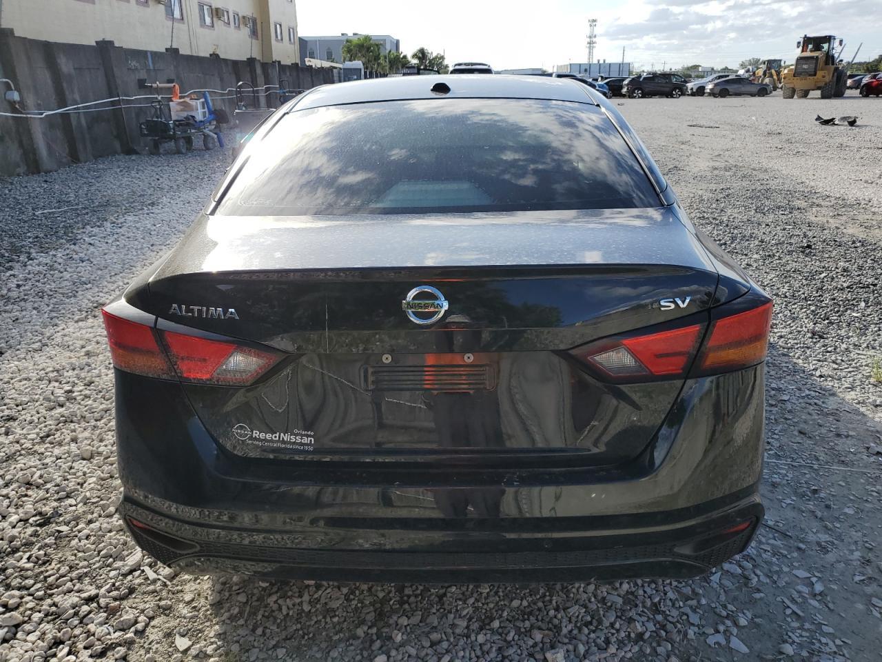 2021 NISSAN ALTIMA
