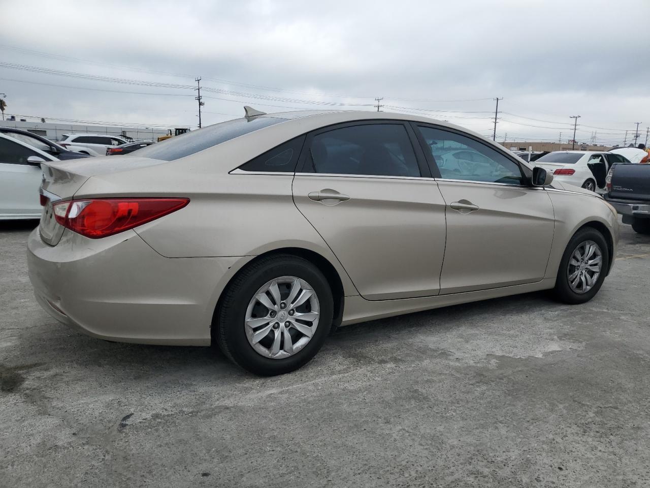 2011 HYUNDAI SONATA