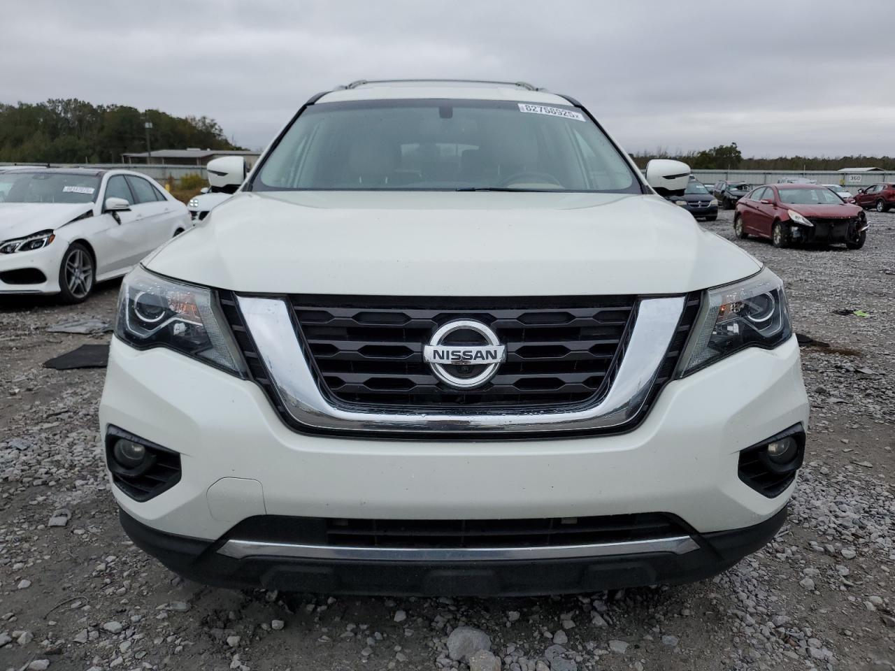 2017 NISSAN PATHFINDER