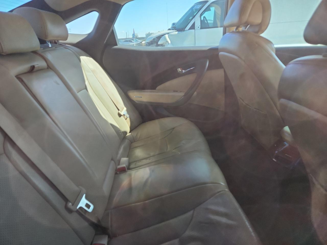 2015 HYUNDAI Azera