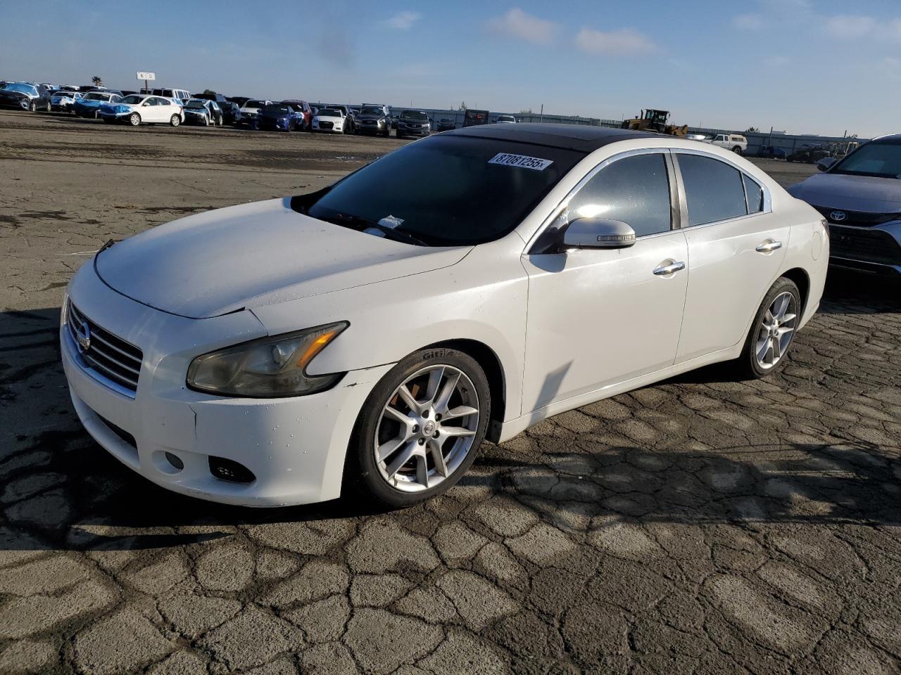 2009 NISSAN Maxima
