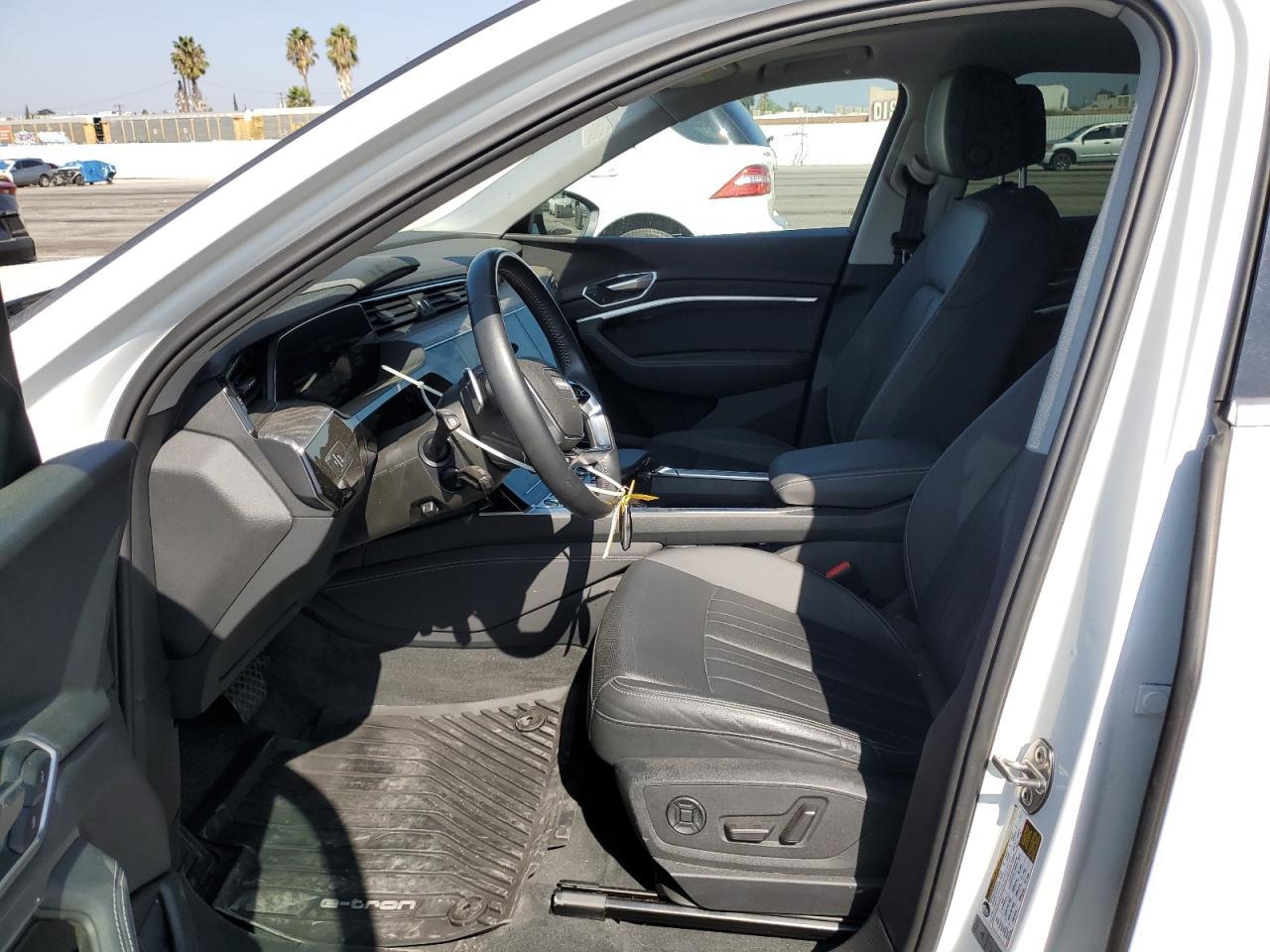 2021 AUDI e-tron Sportback