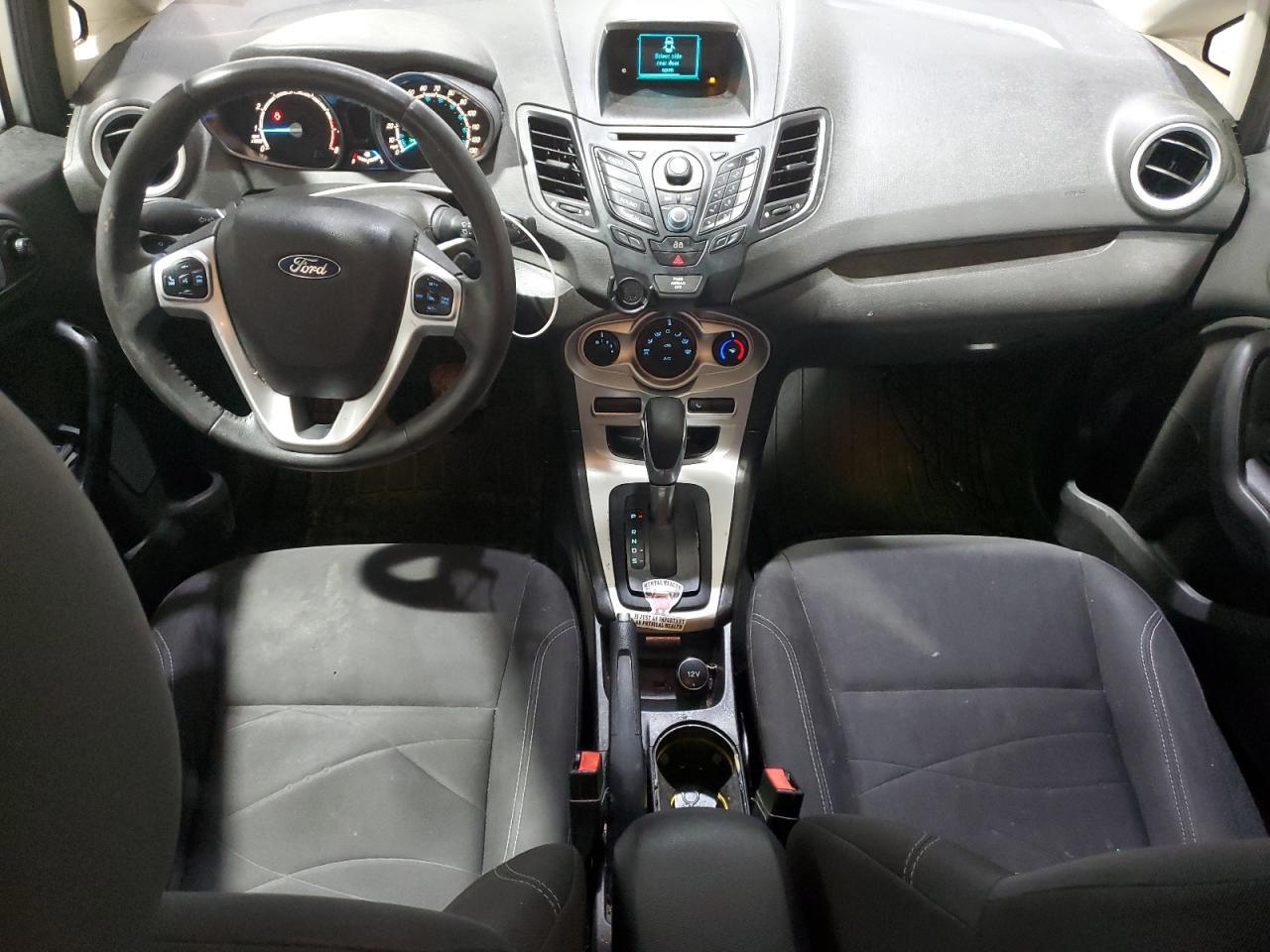 2014 FORD Fiesta