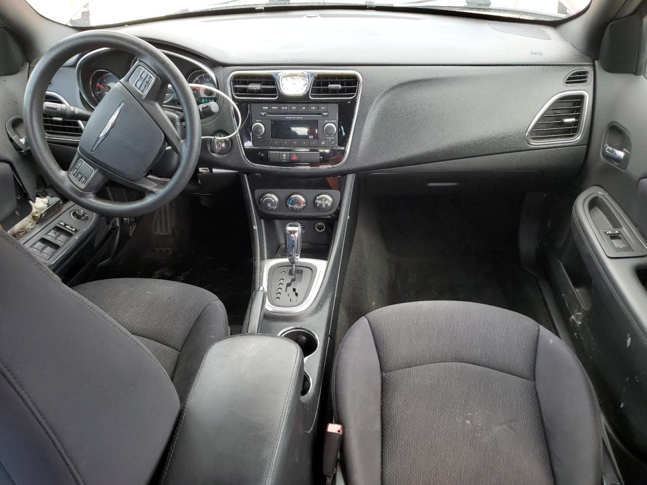 2012 CHRYSLER 200