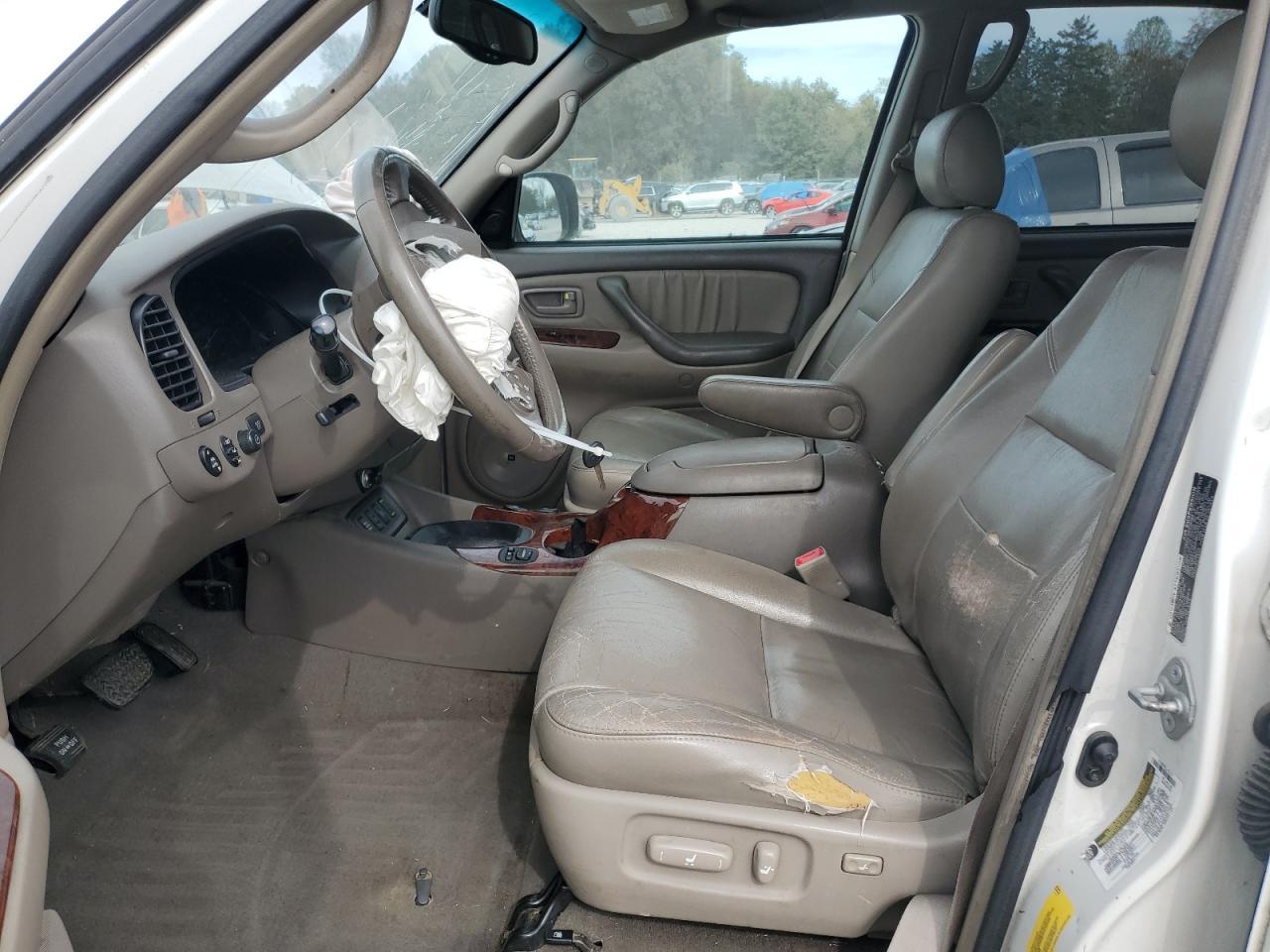 2006 TOYOTA Sequoia