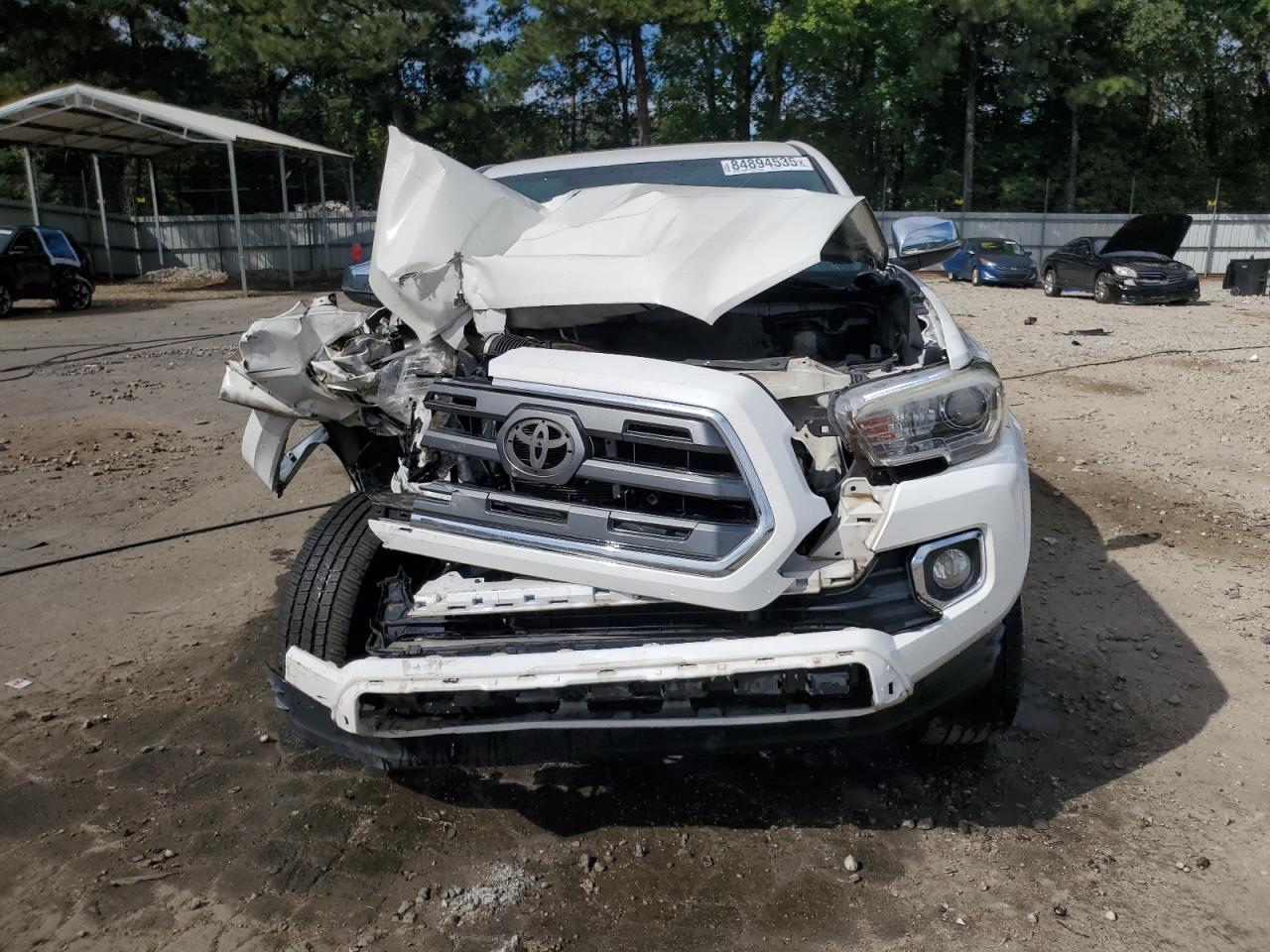 2017 TOYOTA TACOMA