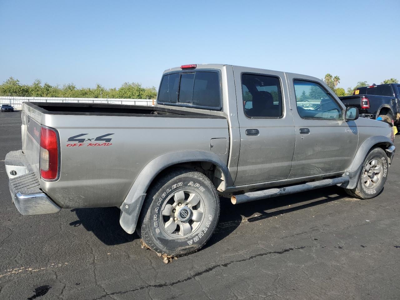 2000 NISSAN Frontier