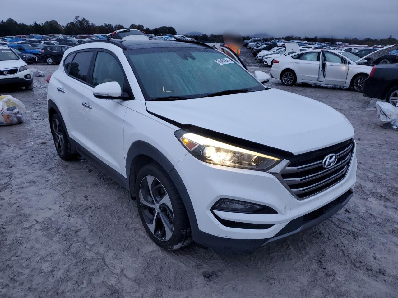 2016 HYUNDAI TUCSON