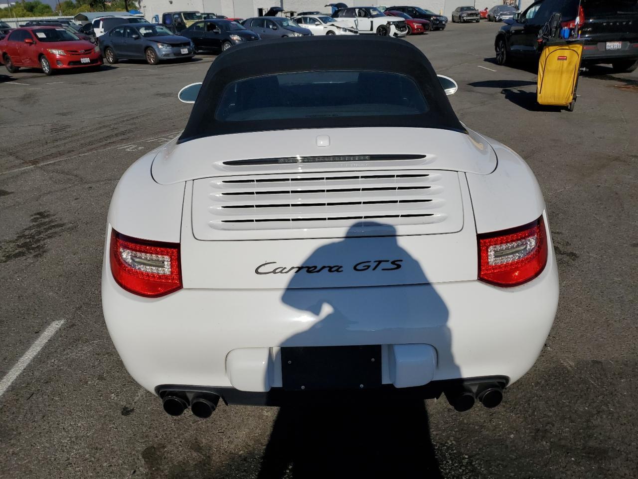 2011 PORSCHE 911