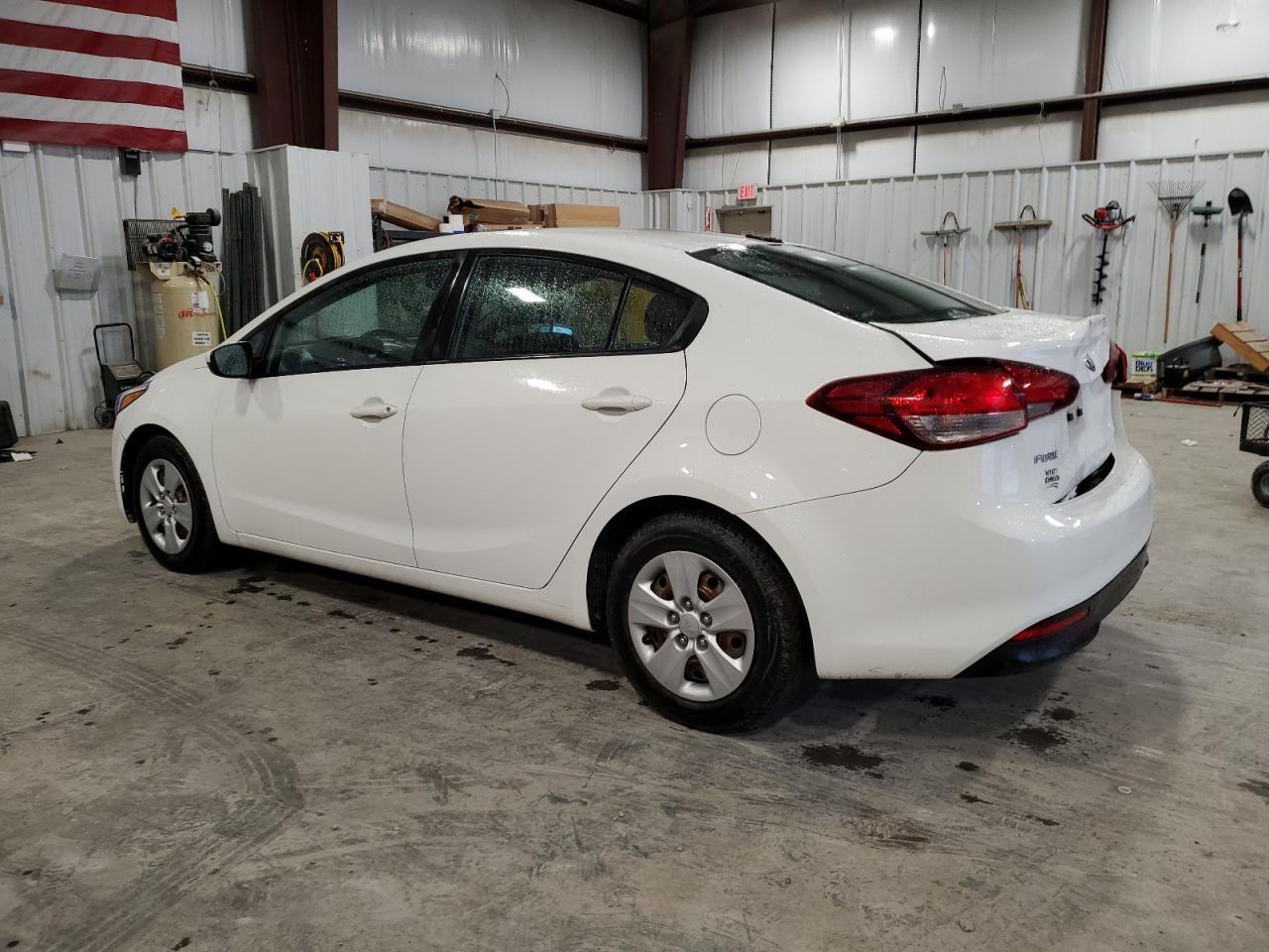 2017 KIA FORTE
