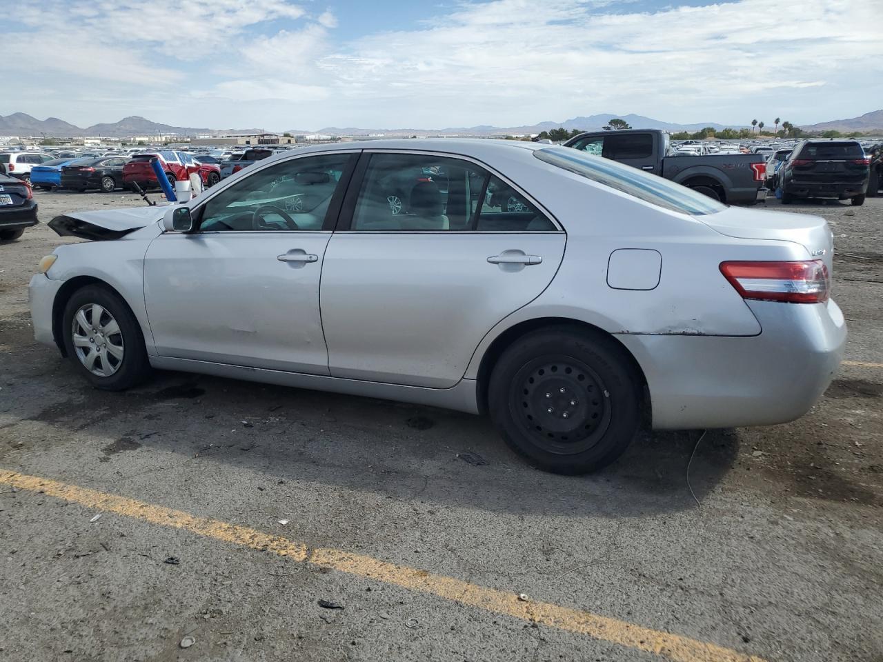 2011 TOYOTA CAMRY