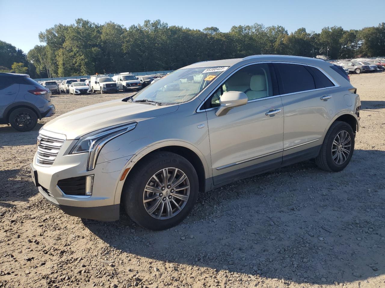2017 CADILLAC XT5