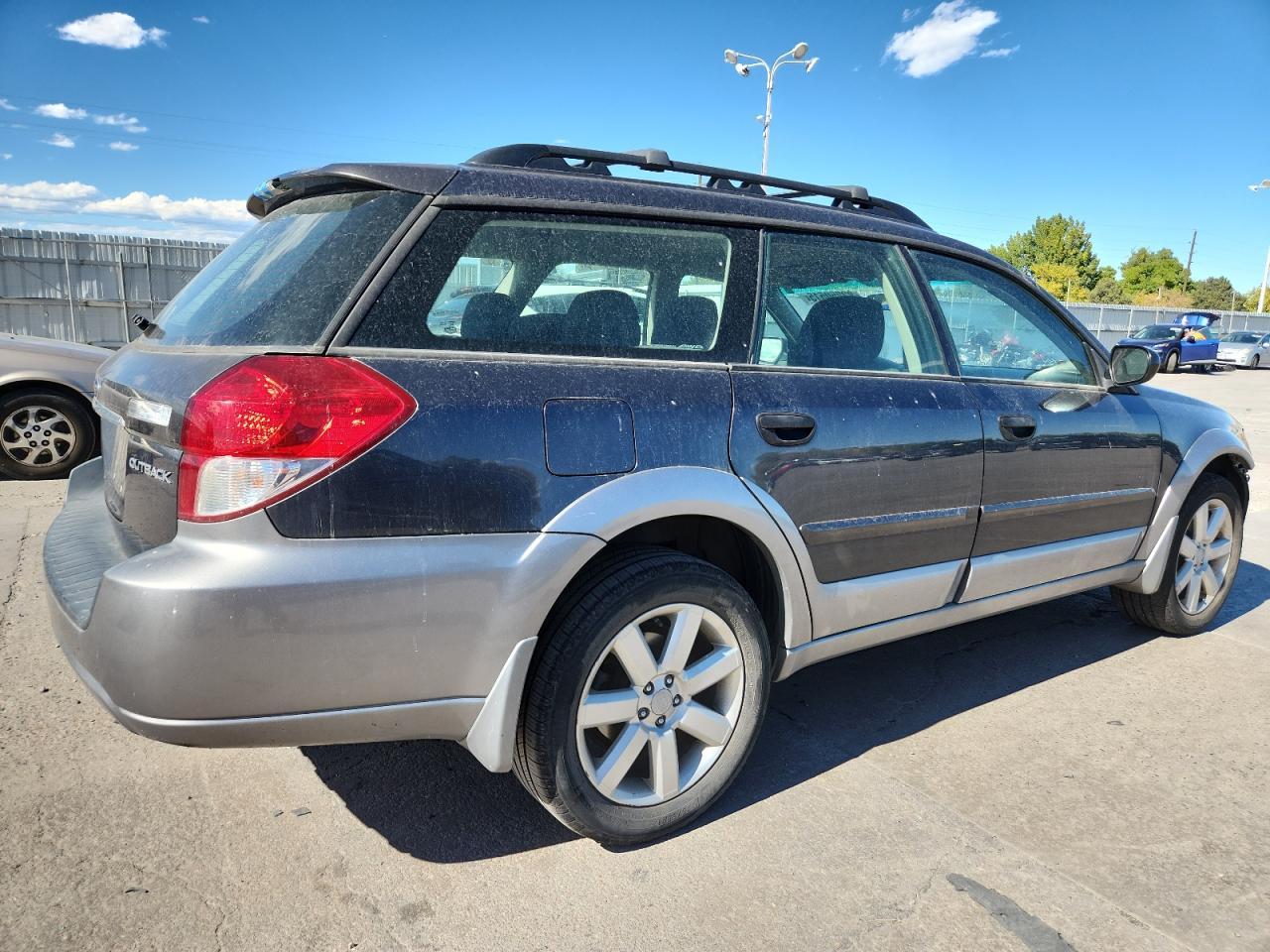 2009 SUBARU Outback