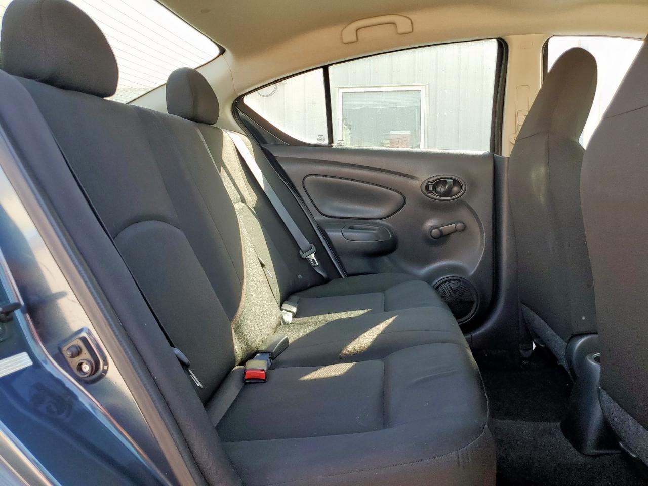 2016 NISSAN VERSA