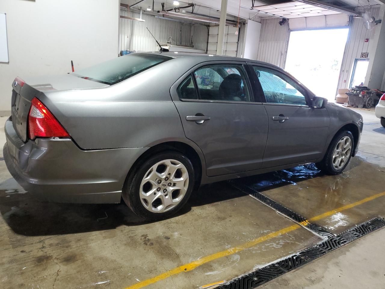 2010 FORD FUSION