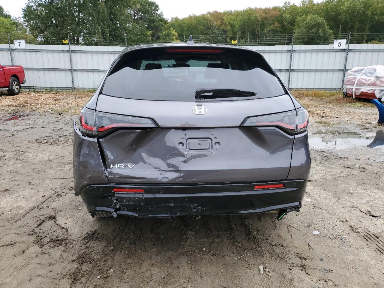 2025 HONDA HR-V