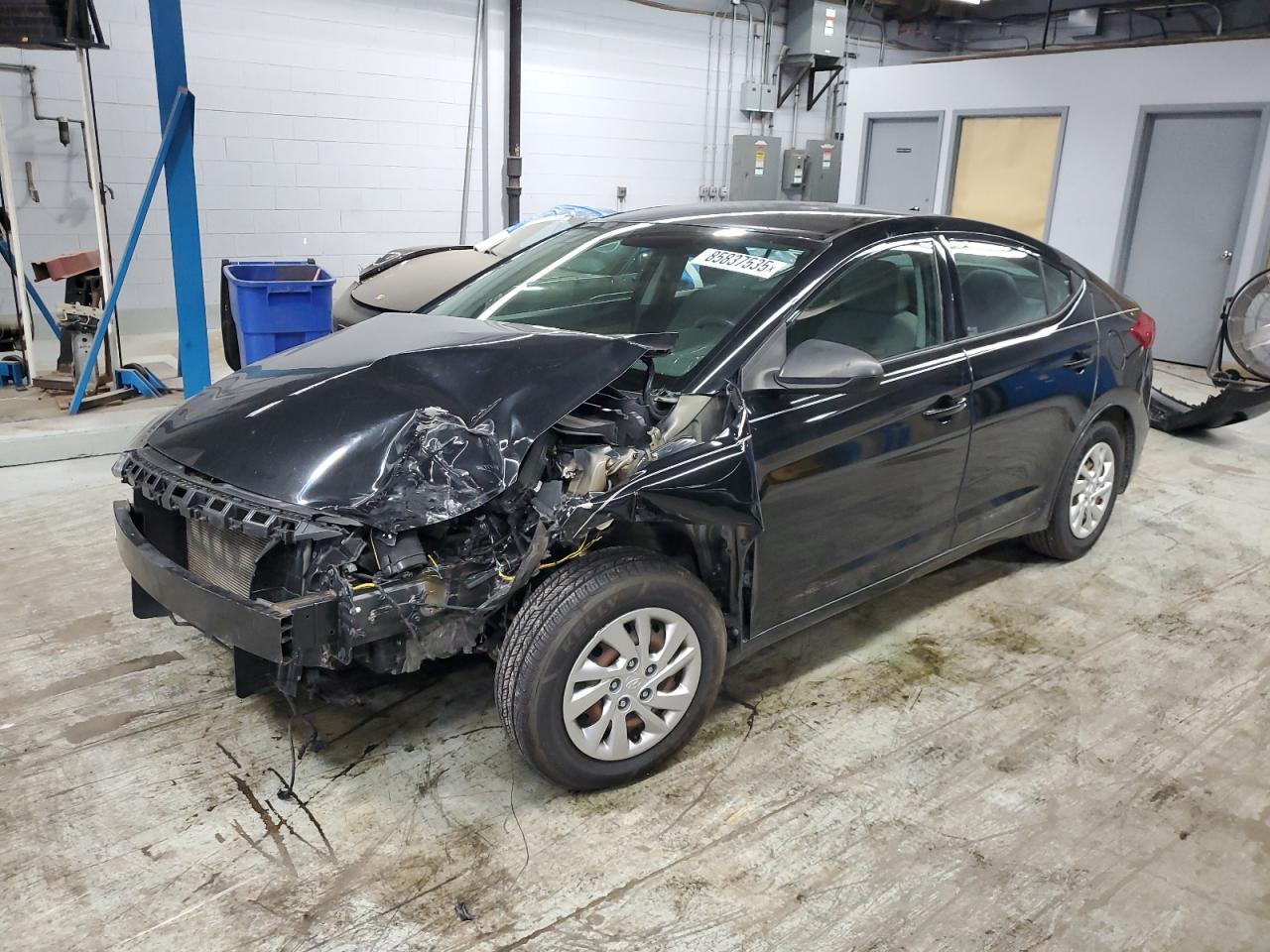 2017 HYUNDAI ELANTRA
