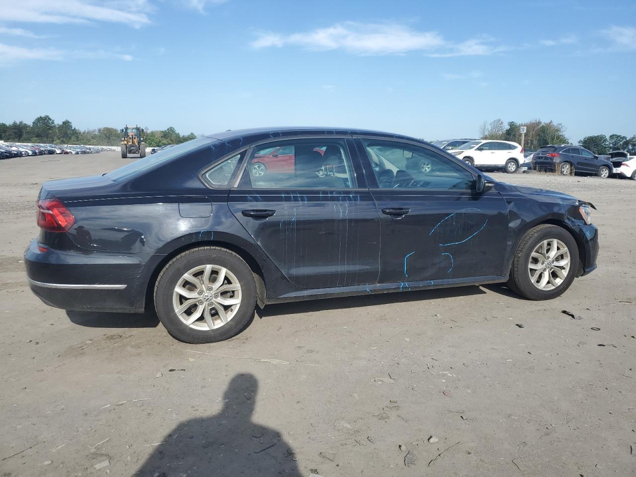 2018 VOLKSWAGEN Passat