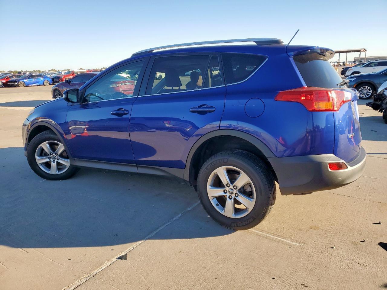 2015 TOYOTA RAV4