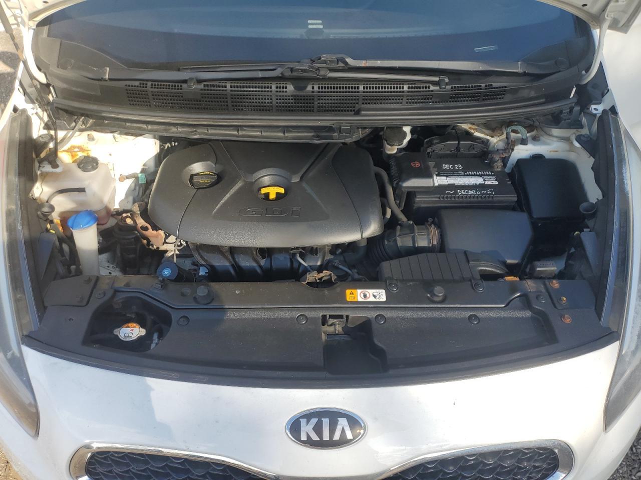 2014 KIA RONDO