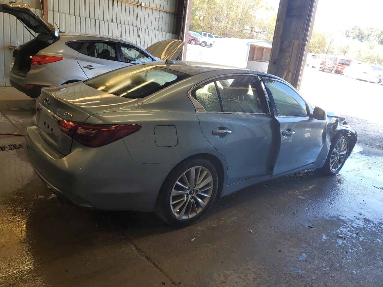 2018 INFINITI Q50