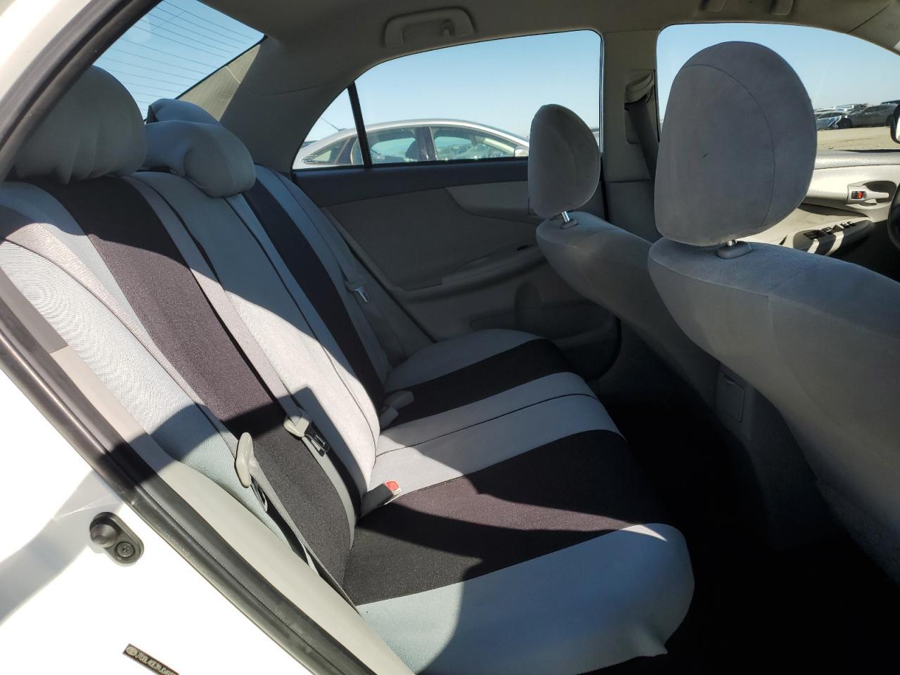 2009 TOYOTA COROLLA