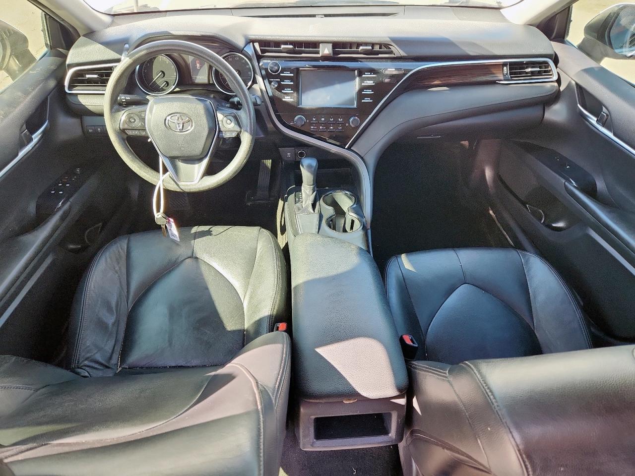2018 TOYOTA CAMRY
