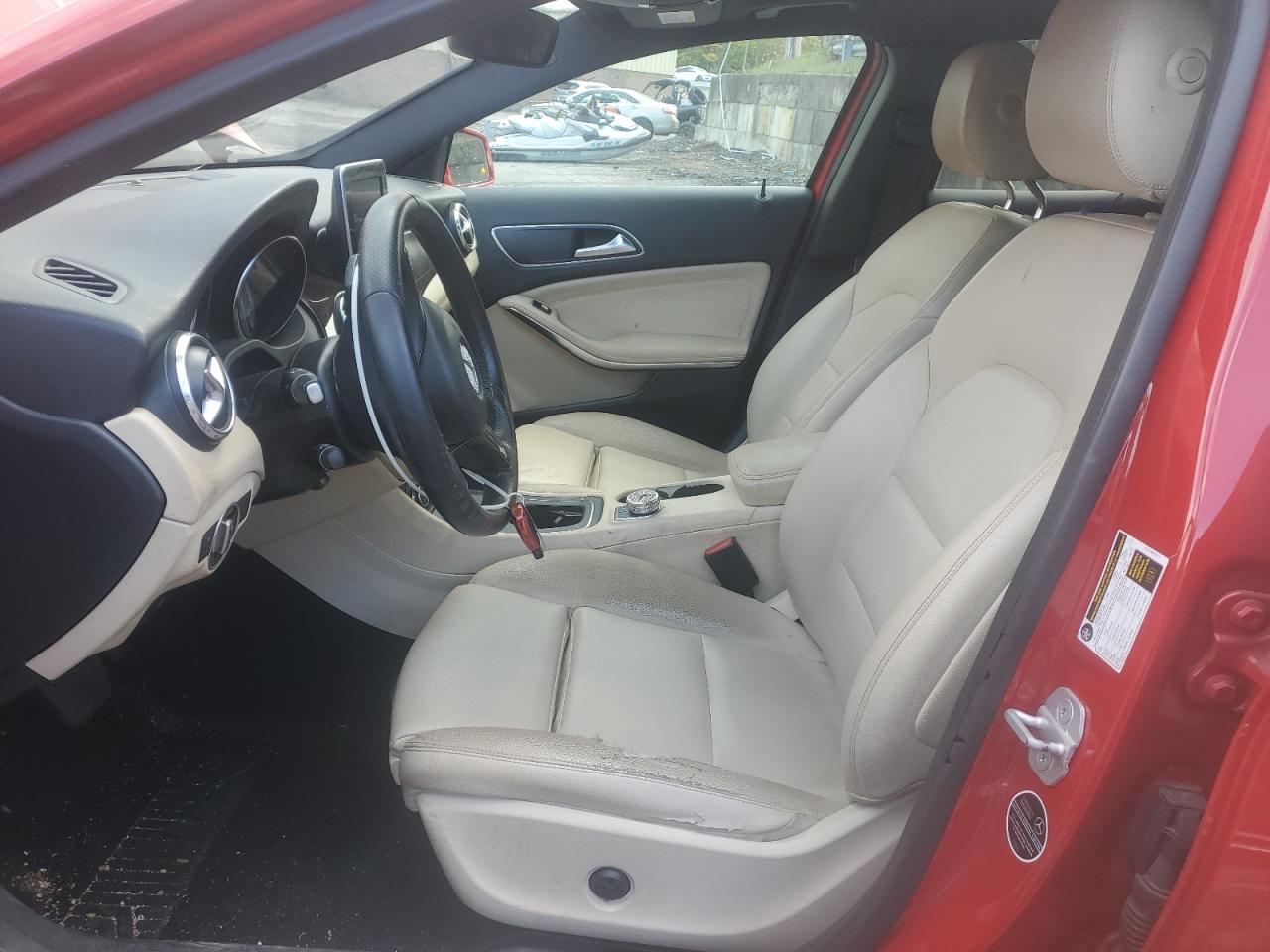 2016 MERCEDES-BENZ GLA-Class