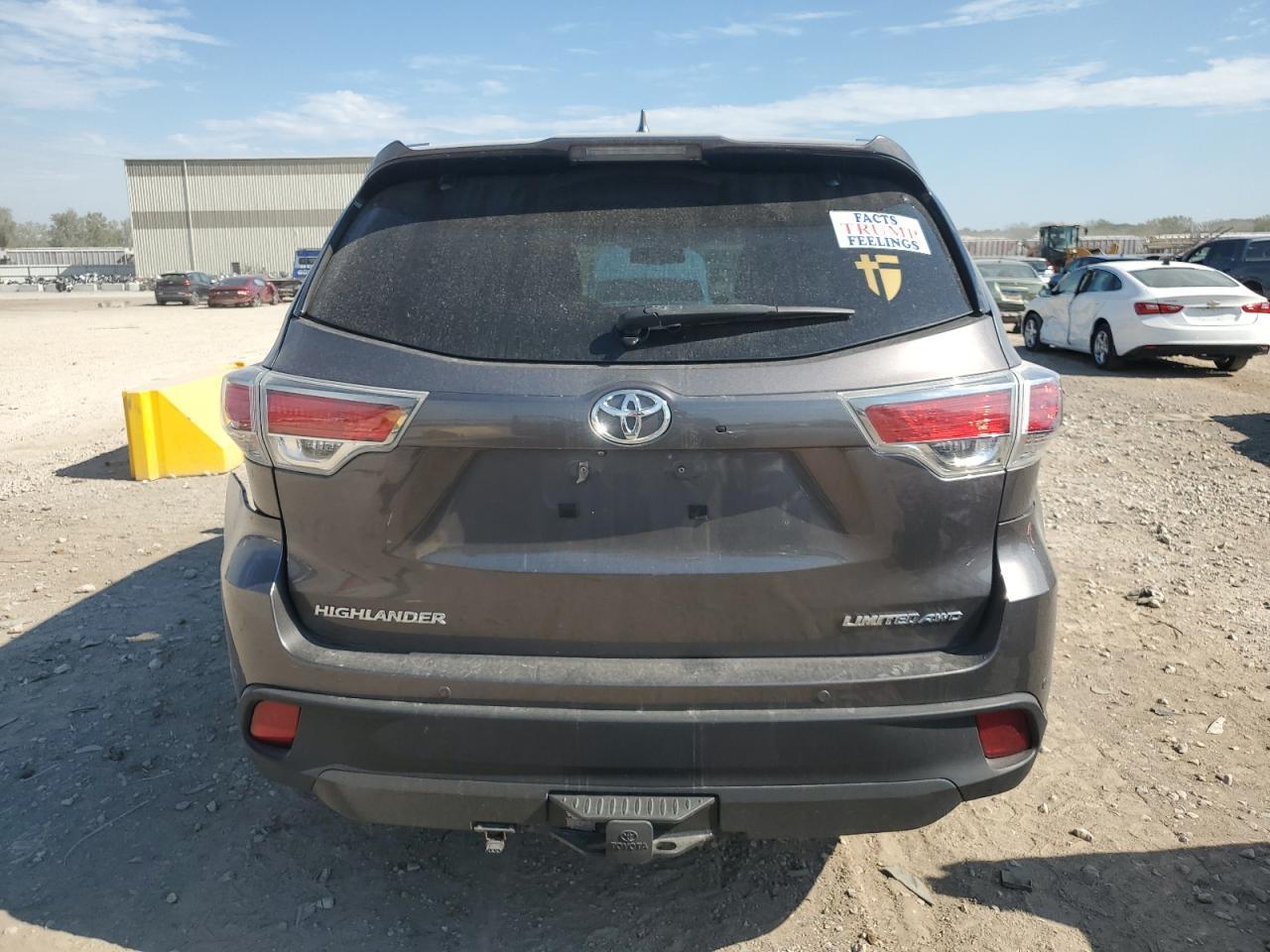 2015 TOYOTA HIGHLANDER