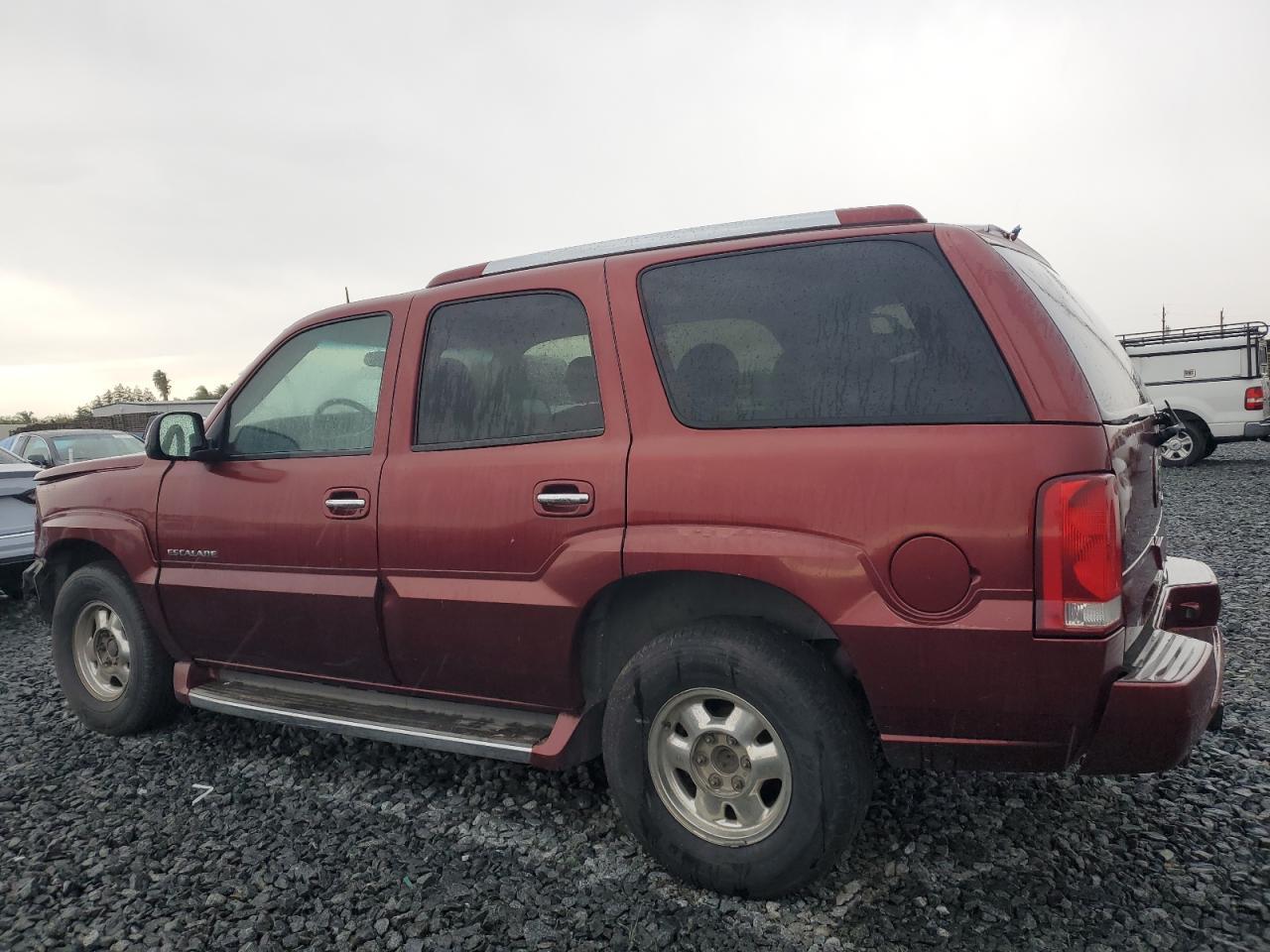 2002 CADILLAC ESCALADE