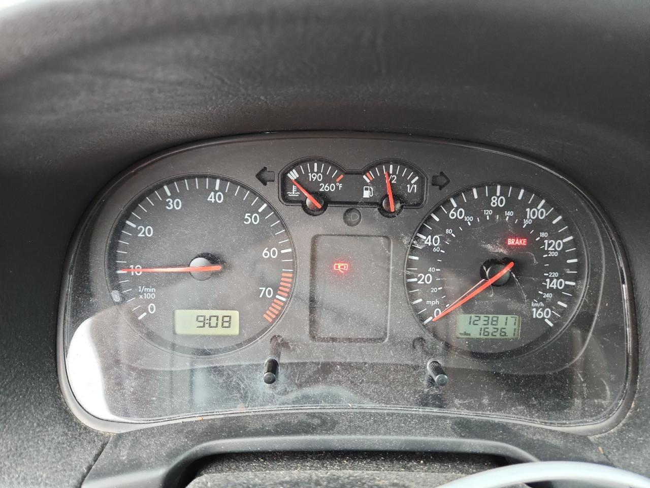 2003 VOLKSWAGEN JETTA