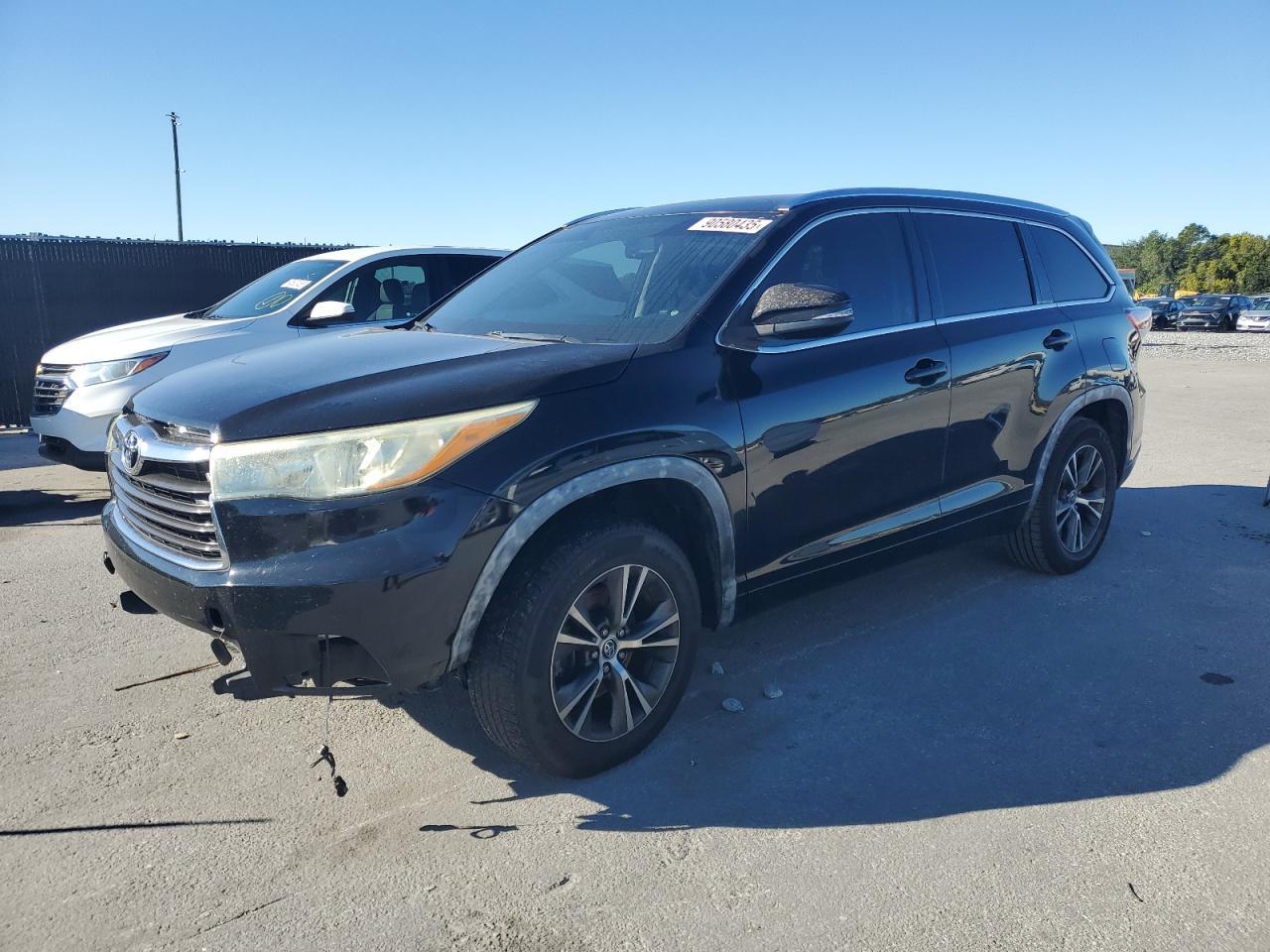 2016 TOYOTA HIGHLANDER