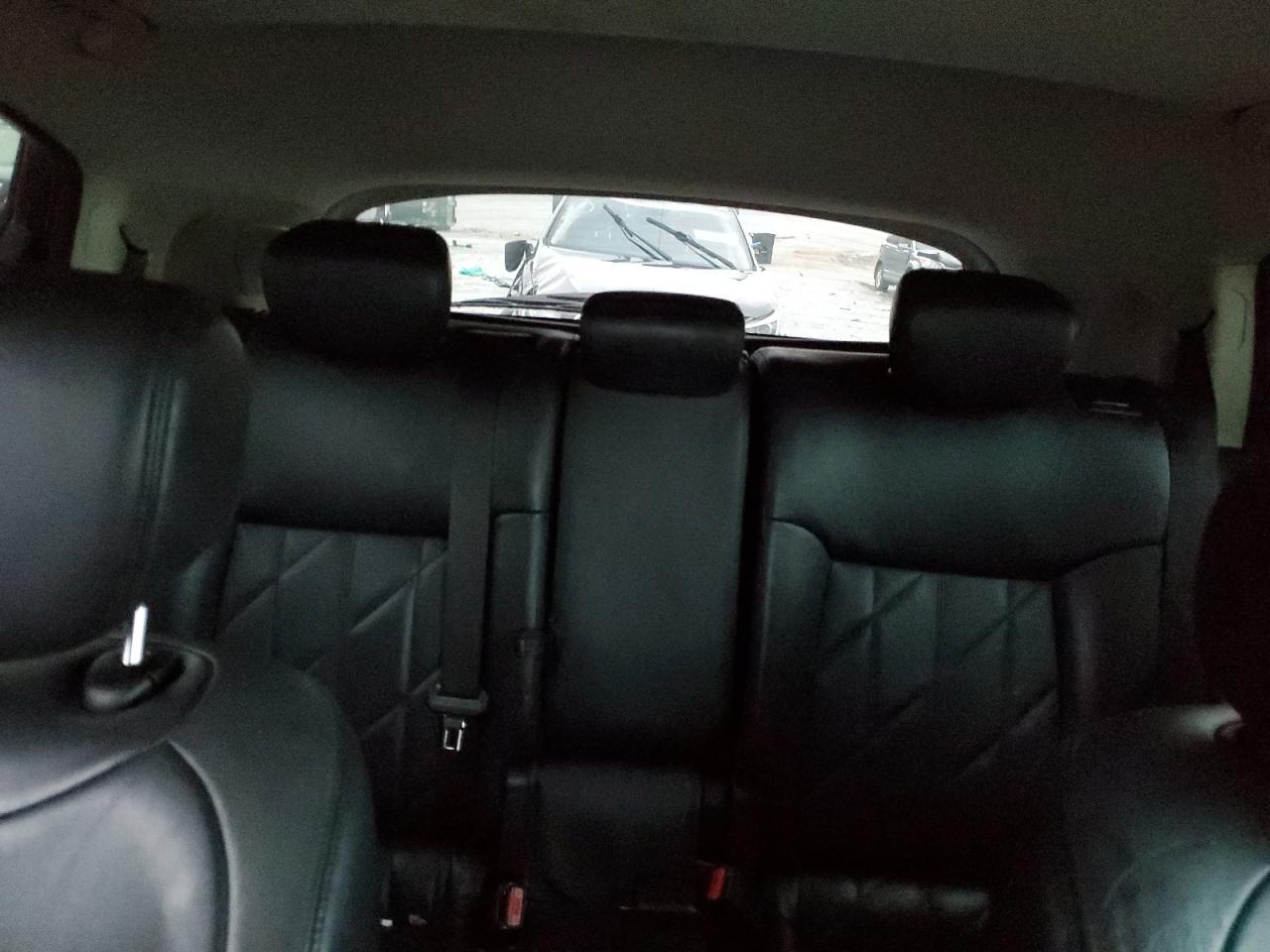 2011 INFINITI FX35