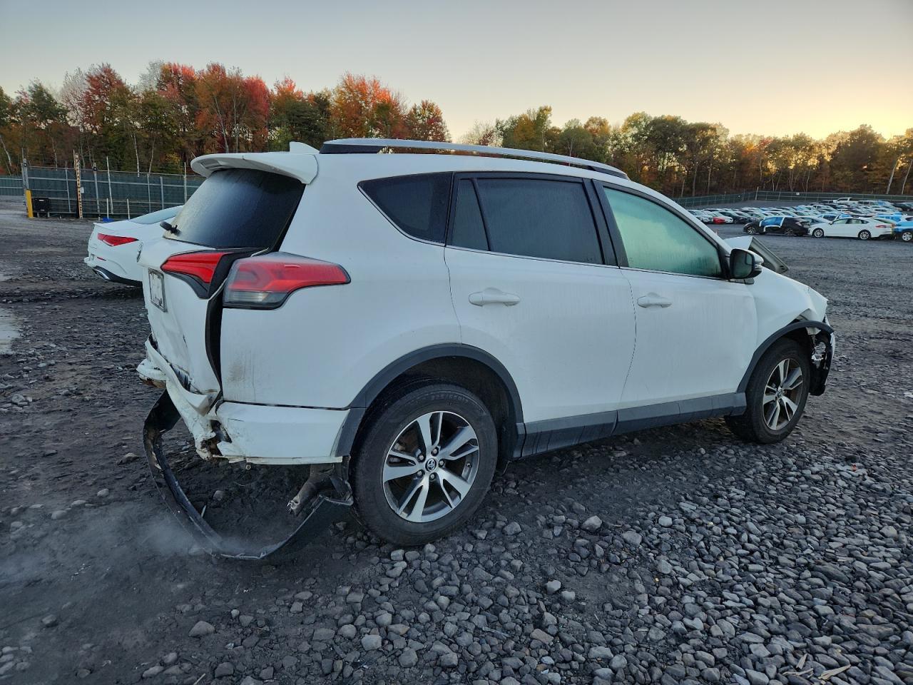 2016 TOYOTA RAV4