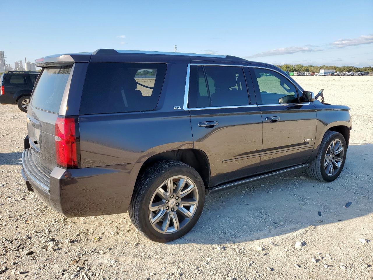 2016 CHEVROLET Tahoe