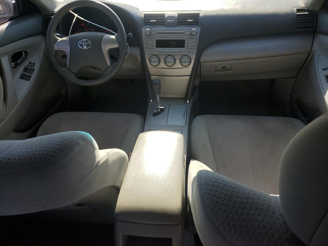 2011 TOYOTA CAMRY