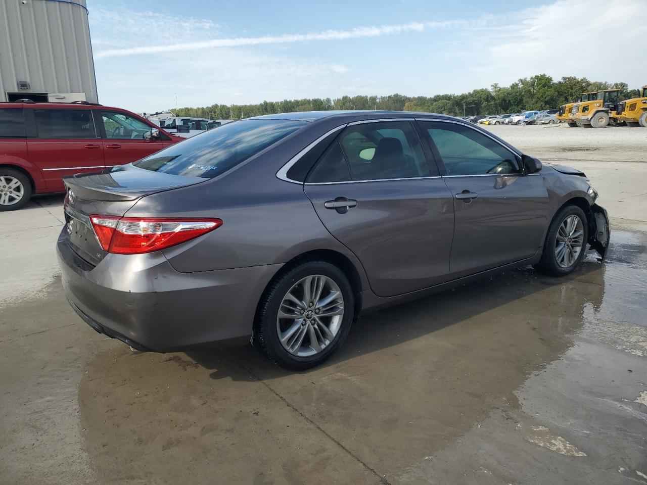 2015 TOYOTA CAMRY