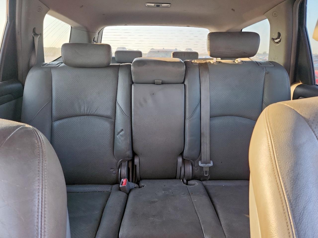2009 KIA Borrego