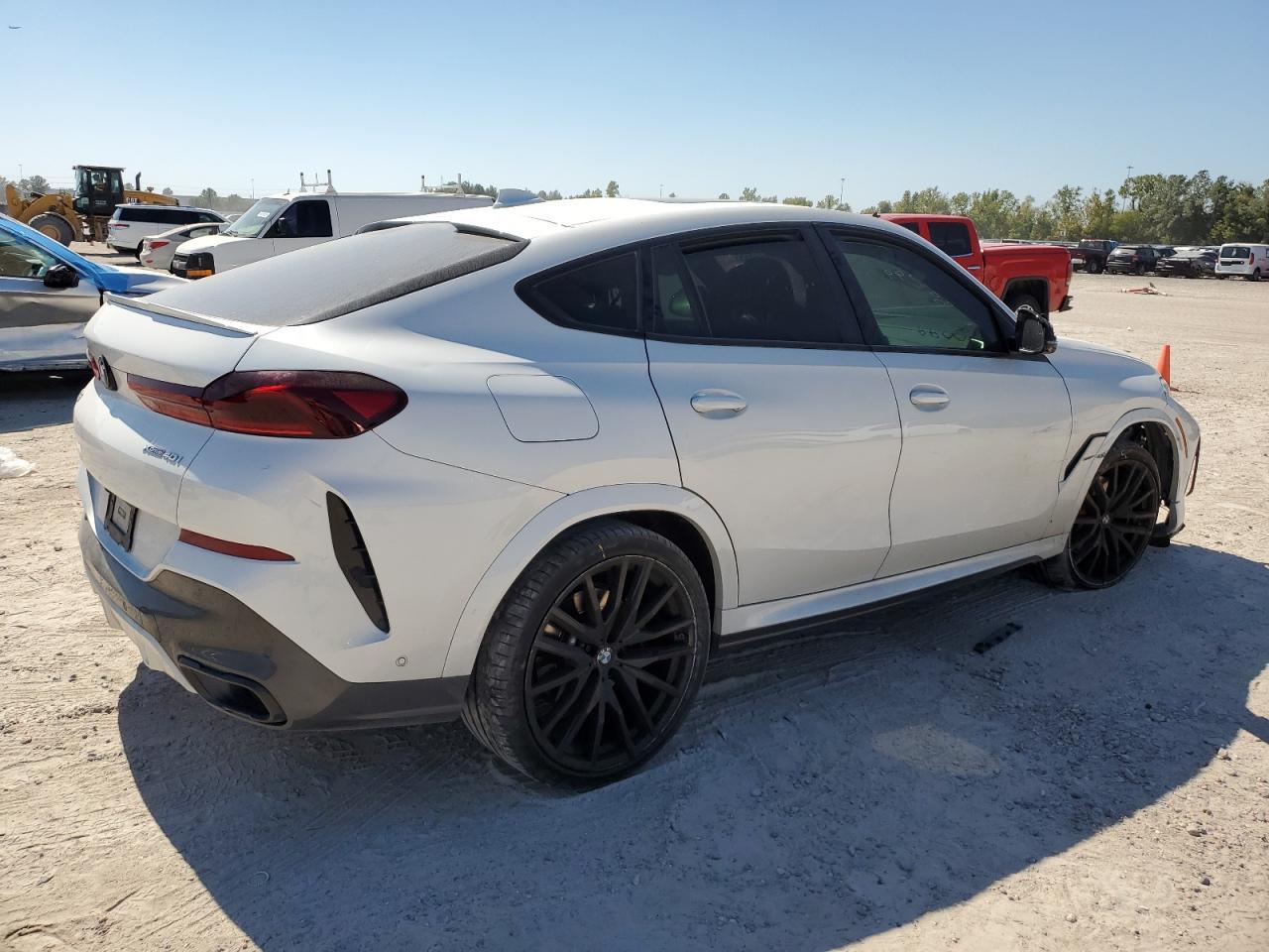 2022 BMW X6