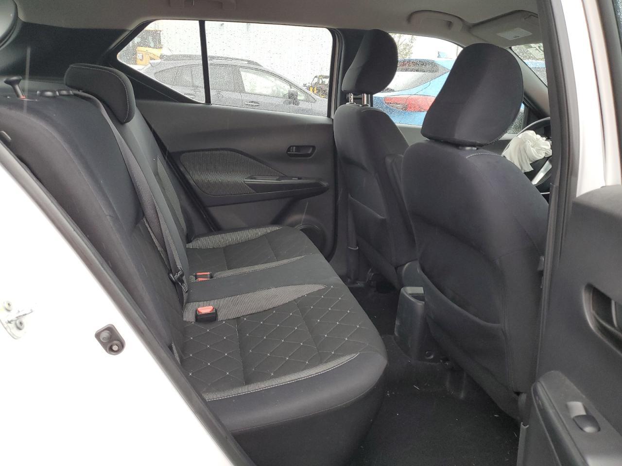 2018 NISSAN KICKS