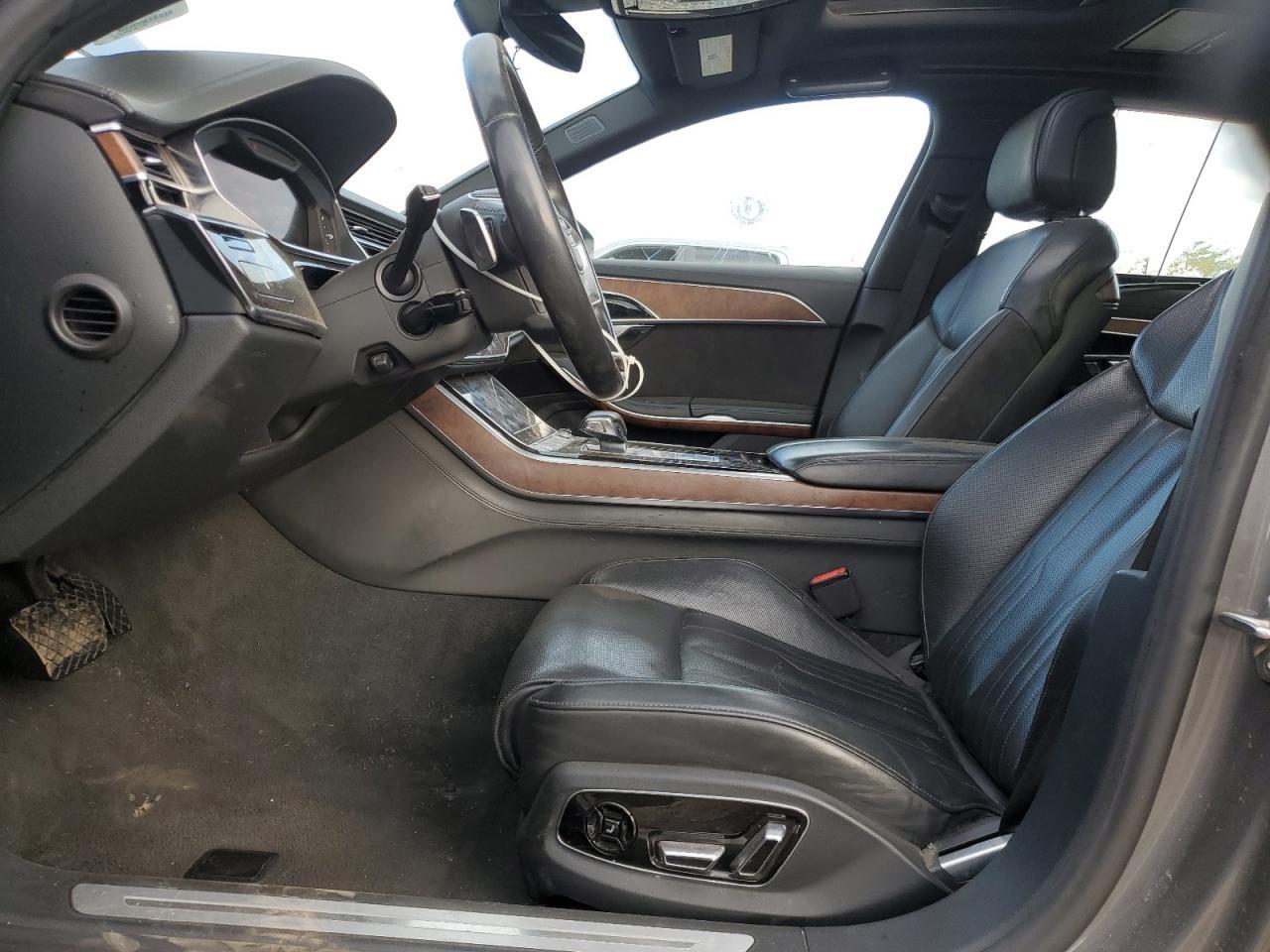 2019 AUDI A8
